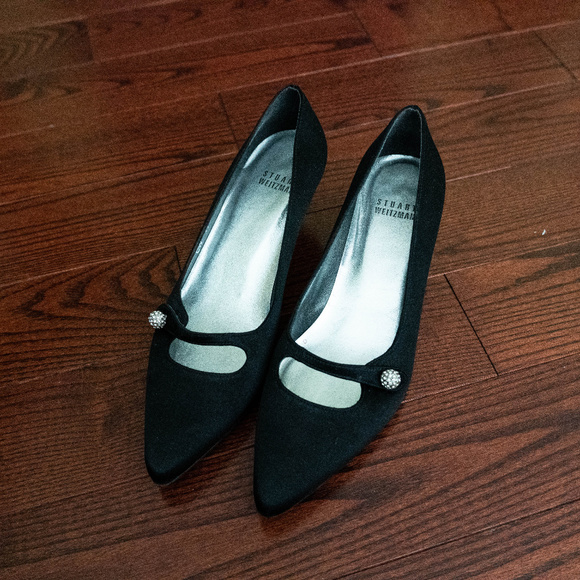 Stuart Weitzman Kitten Heels - Picture 2 of 4